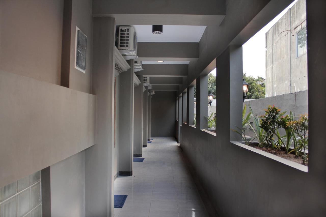 Oyo 222 M@Jayakarta Hotel Exterior photo